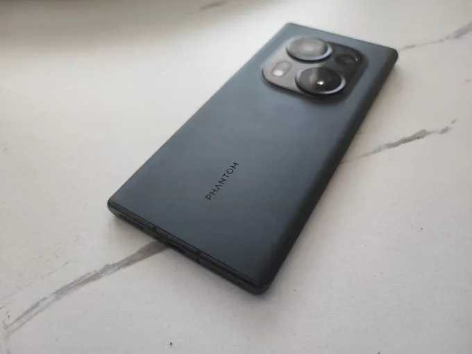 Tecno Phantom X2