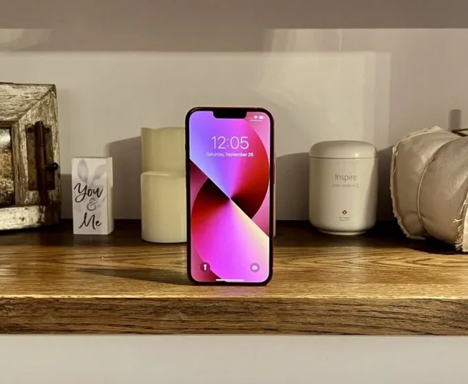 iPhone 13