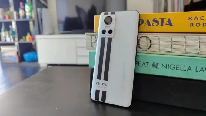 Realme GT Neo 3