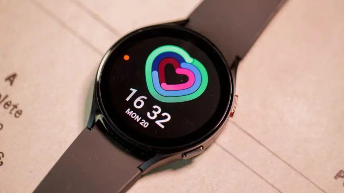 Samsung Galaxy Watch4 