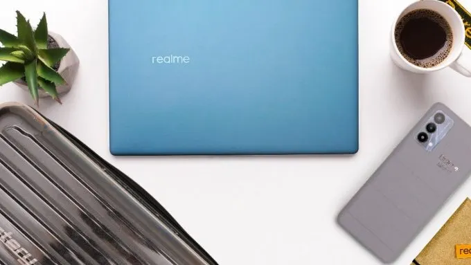 Realme Book