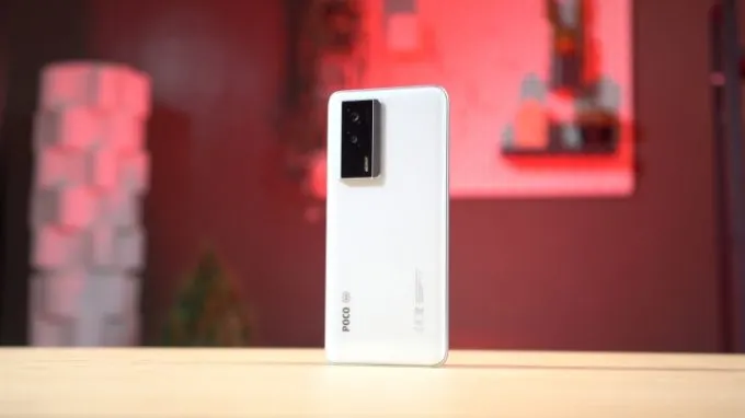 Xiaomi Poco F5 Pro