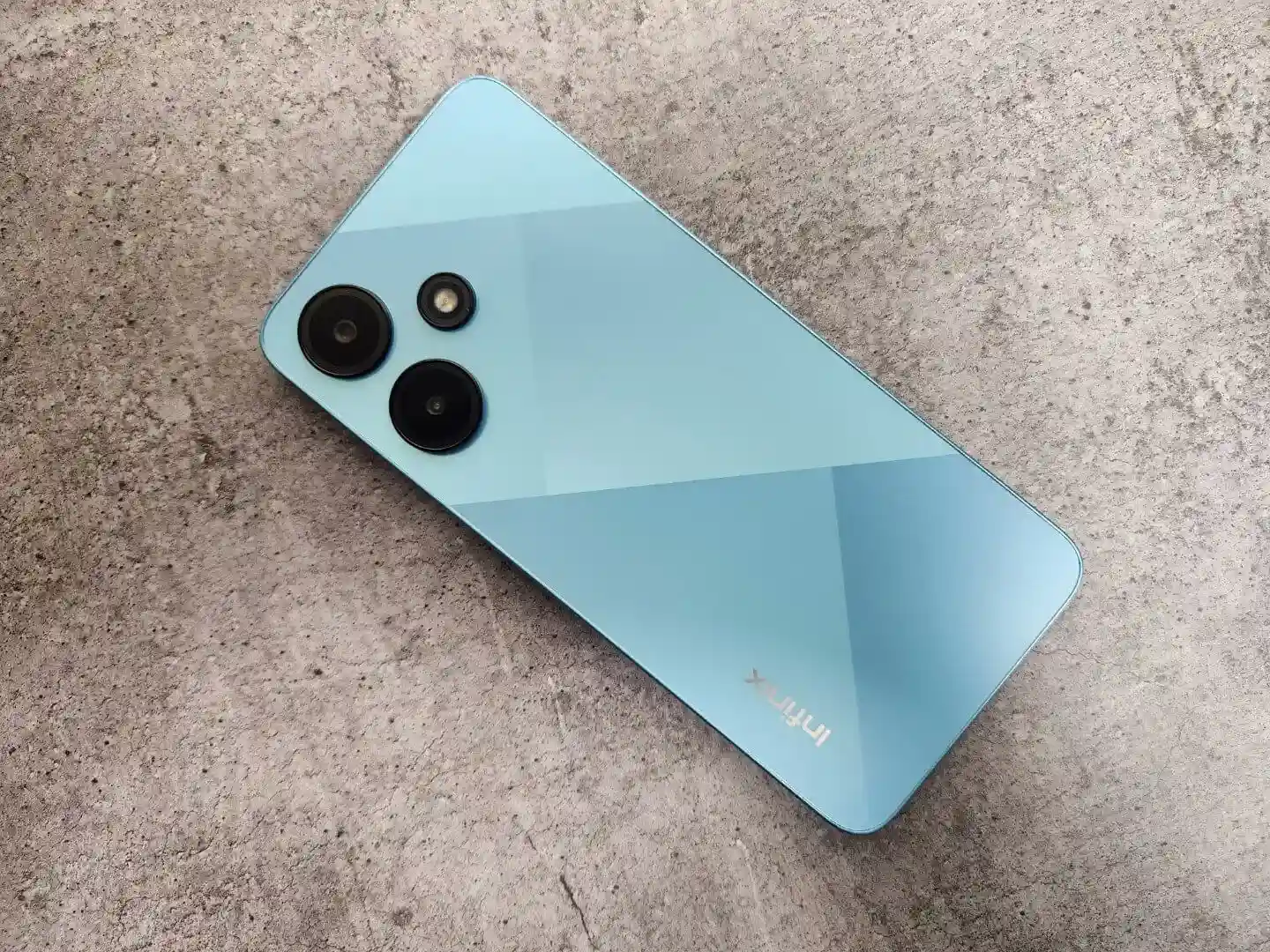 Смартфон Infinix Hot 30i