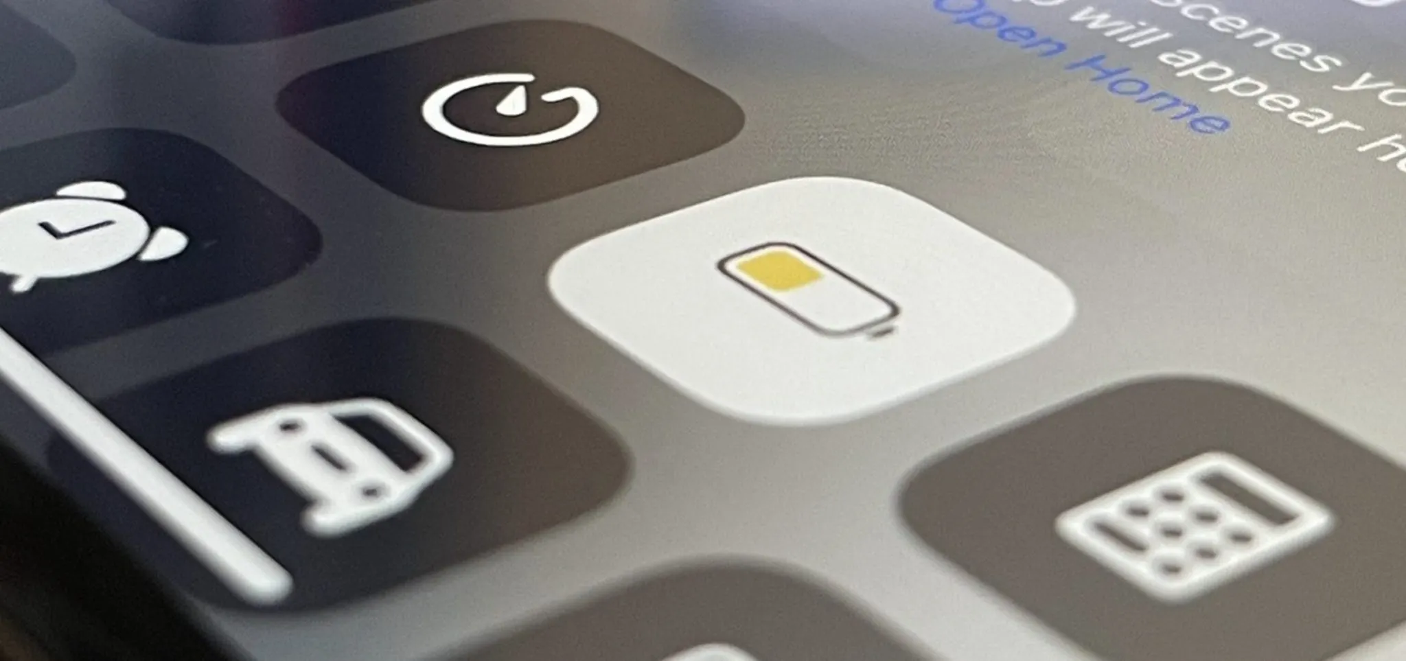 На айфоне включить режим не беспокоить. Энергосбережение на айфоне 11. Ограничение по времени на приложение айфон. Функция ограничения на айфоне. Ограничения включены iphone некоторые.