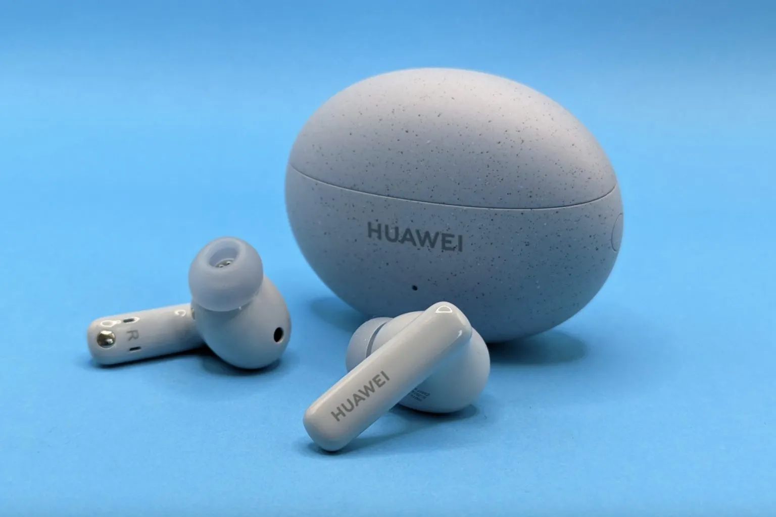 Huawei freebuds 5i white. Беспроводные наушники huawei freebuds 5. Наушники true wireless huawei freebuds 5i обзор. Nebula наушники. Наушники true wireless huawei freebuds 5i обзор.