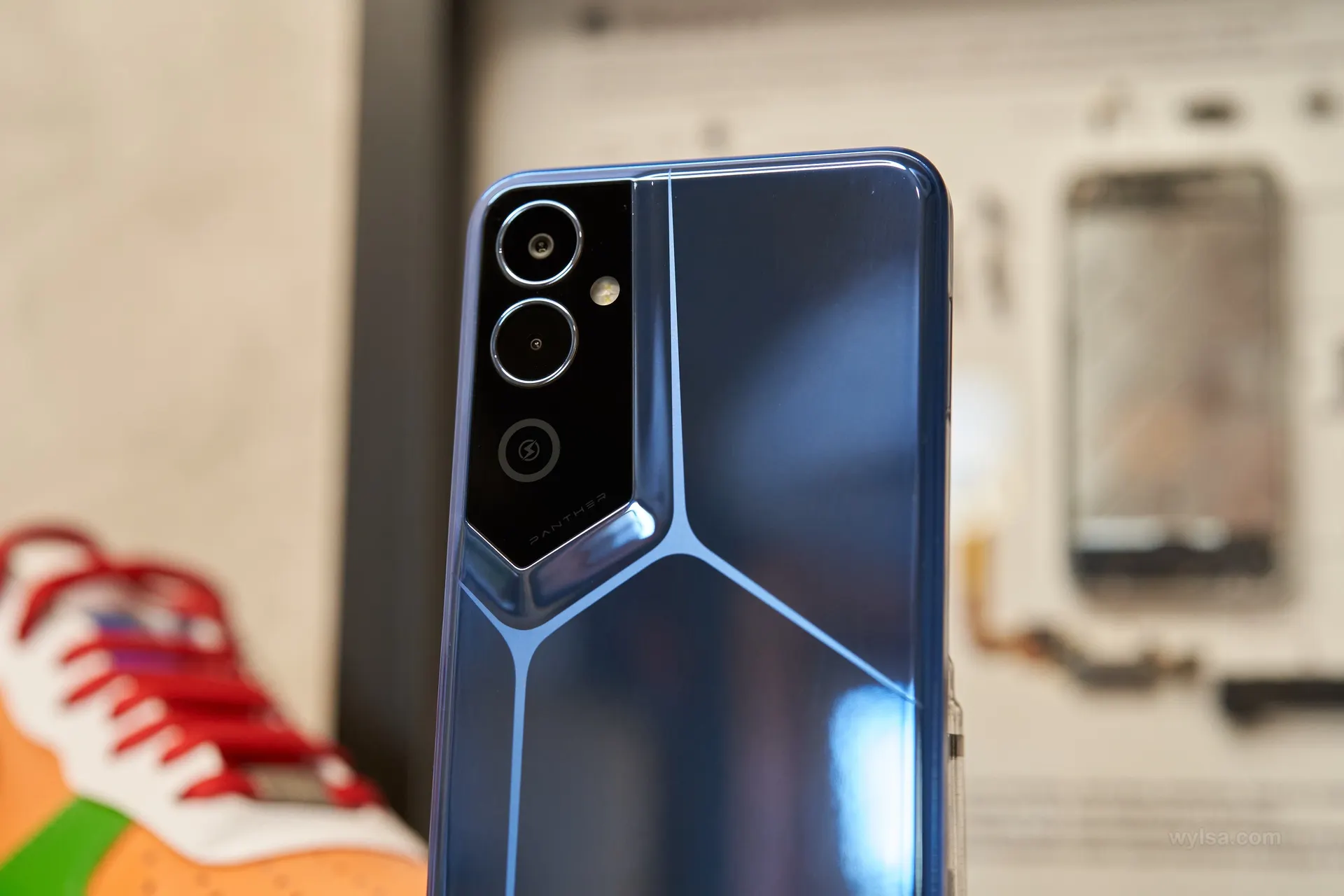 Смартфон Tecno Pova Neo 2