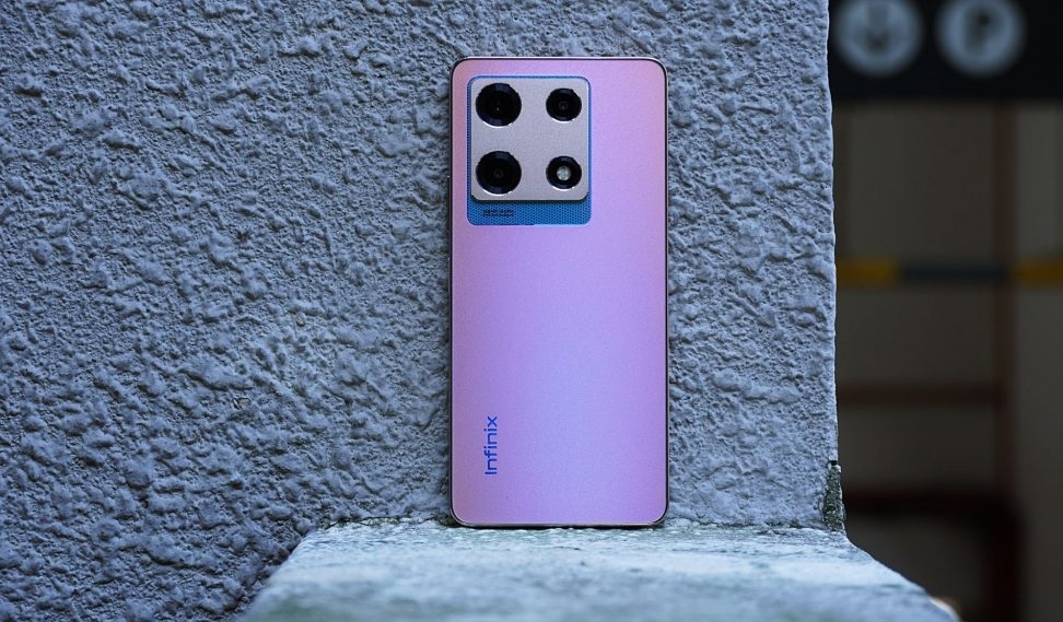 5 лучших смартфонов до 25 тысяч рублей. От дерзкого Infinix до ...