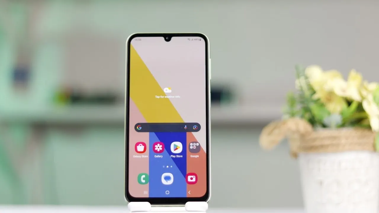 Главный бюджетник Samsung Galaxy отдают по лучшей цене. Так дешево он еще не стоил