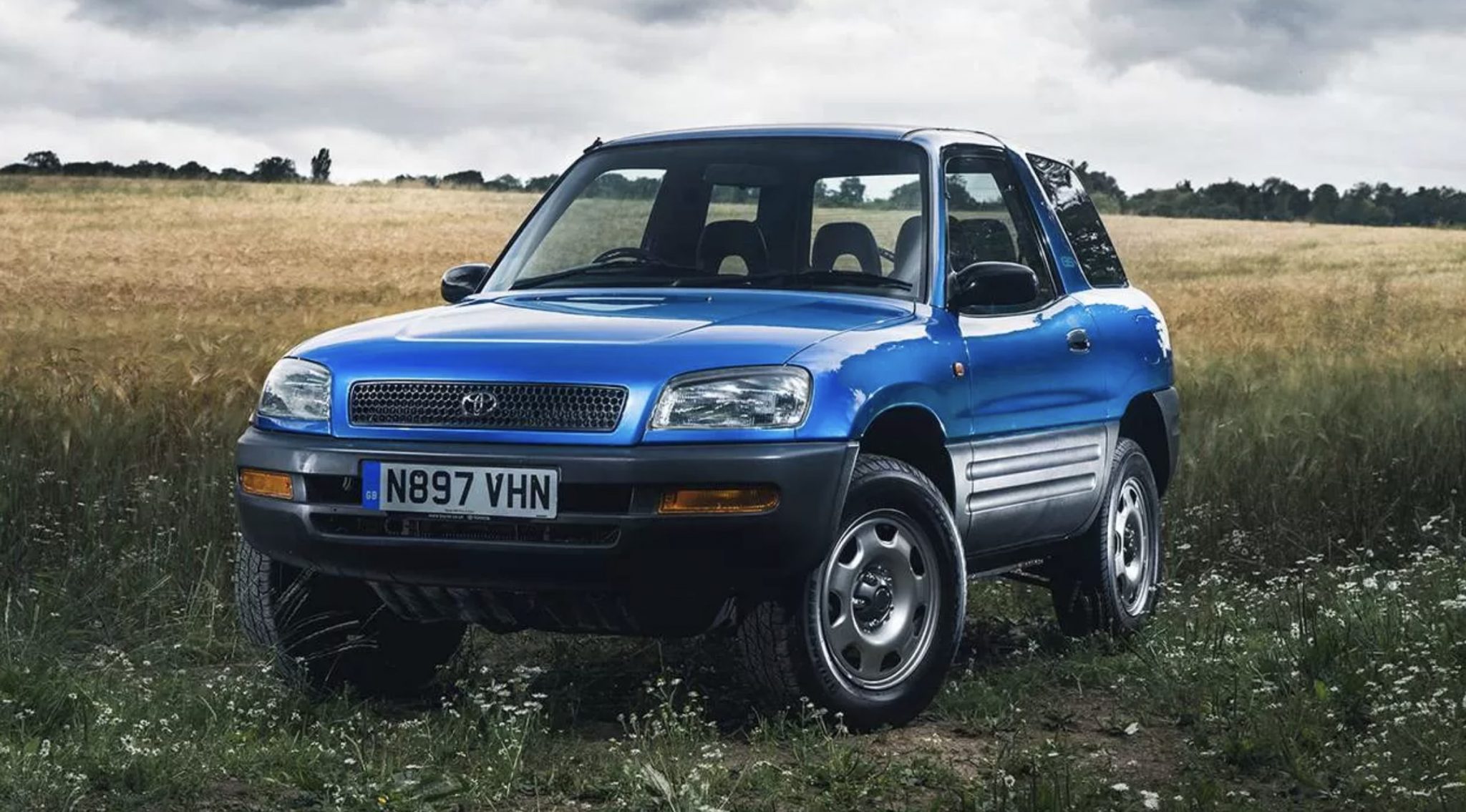 Рав 4 1 поколения. Toyota rav4 1 поколение. Рав 4 1994. Тойота рав 4 1990. Toyota RAV 1993.