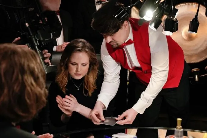 Дарина Сибуль во время игры «Что? Где? Когда?»