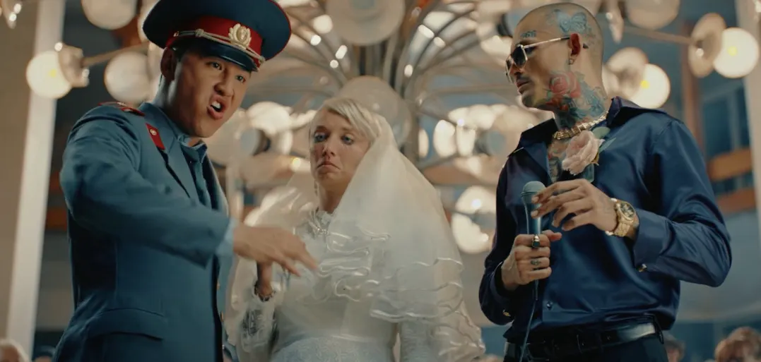 В клипе Моргенштерна* «Черный русский» есть мощная отсылка. Ее выкупят далеко не все