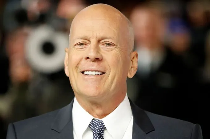 Брюс Уиллис