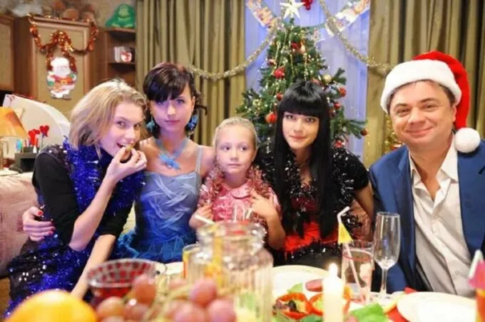 Серия «Папиных дочек» к Новому году