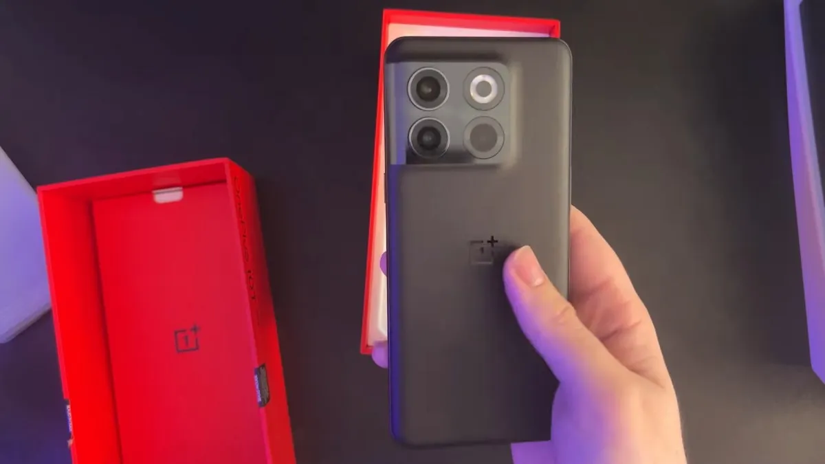 Смартфон OnePlus 10T