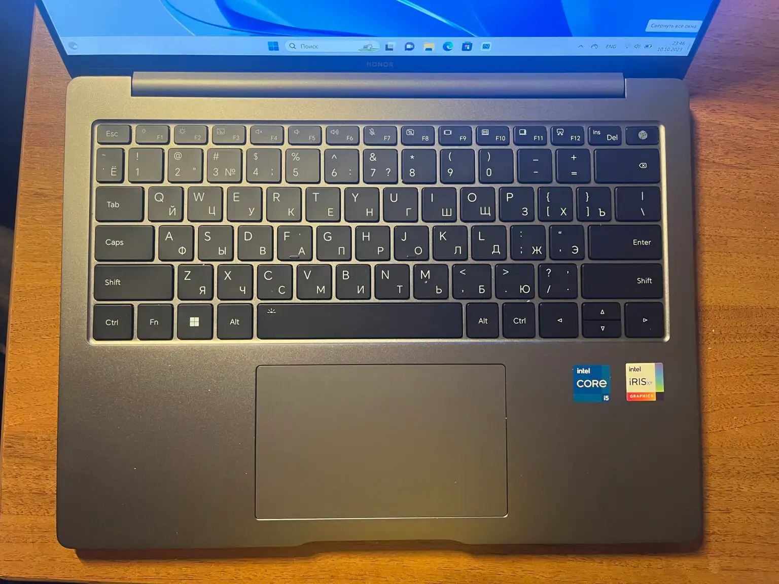 Ноутбук хонор тачпад. Hym-w56. Ноутбук honor. Honor magicbook x14. Magicbook 16 клавиатура.