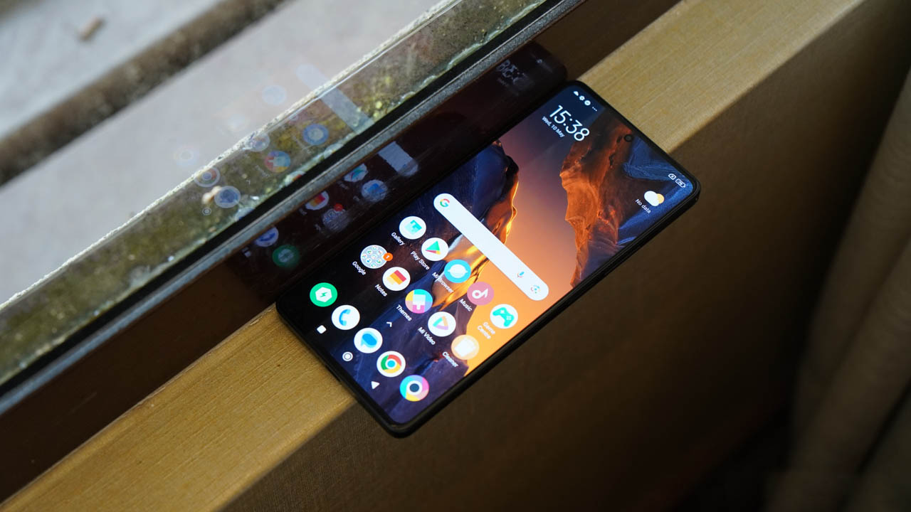 Этот смартфон не будет тормозить еще 3 года. Народный флагман Xiaomi Poco  сливают за бесценок — Палач | Гаджеты, скидки и медиа