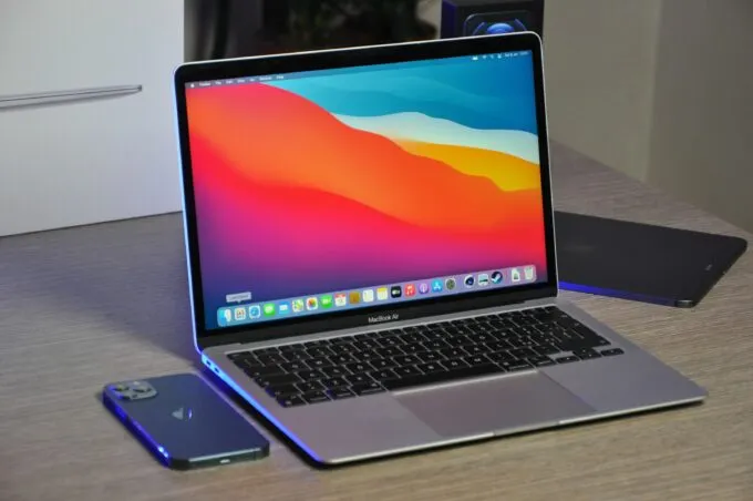 MacBook Air M1