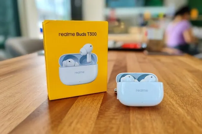 Realme Buds T300