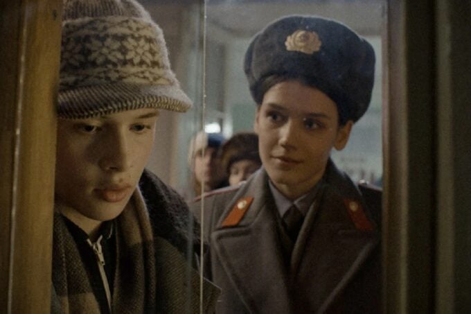 Анастасия Красовская и Леон Кемстач в сериале «Слово пацана. Кровь на асфальте»