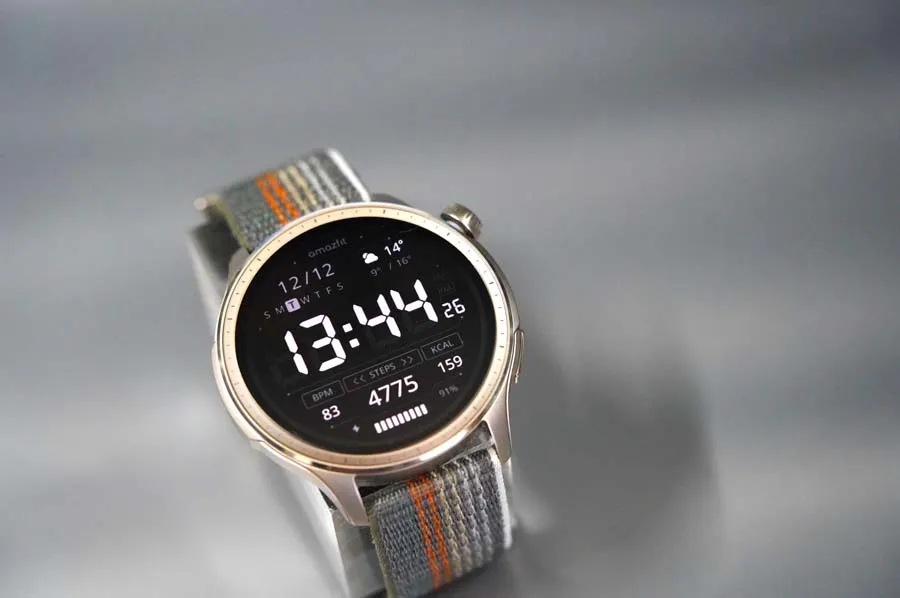 Это самые навороченные смарт-часы Amazfit в 2024 году. Сейчас они мощно упали в цене