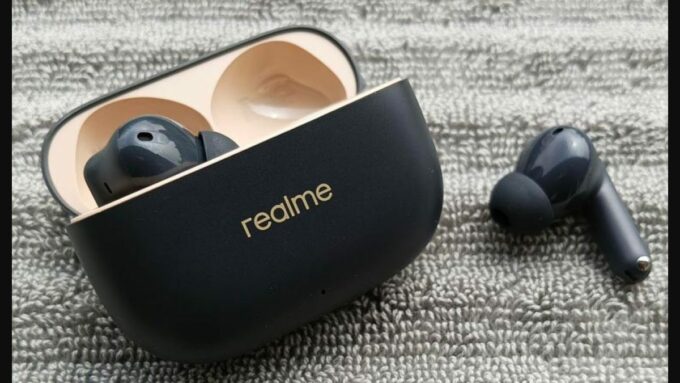 Realme Buds T300