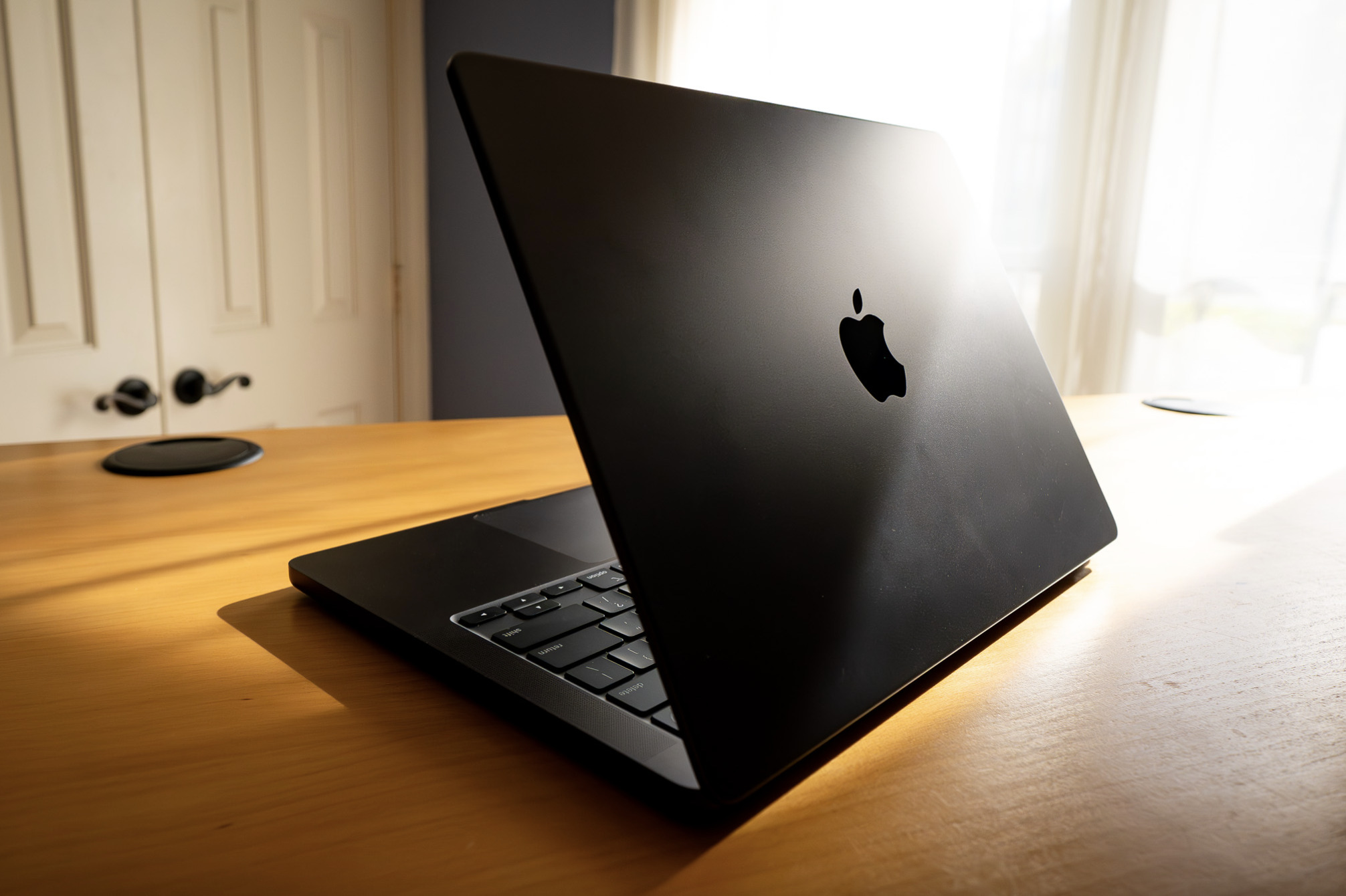 Macbook space black