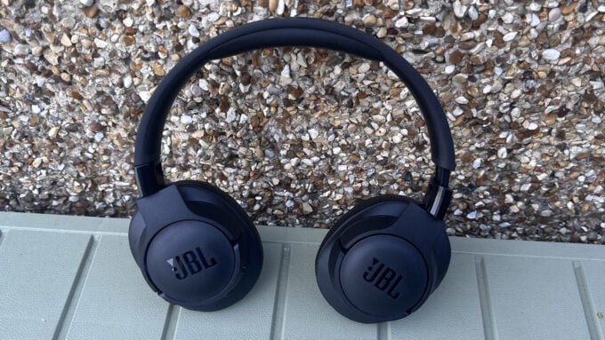 JBL Tune 770 NC