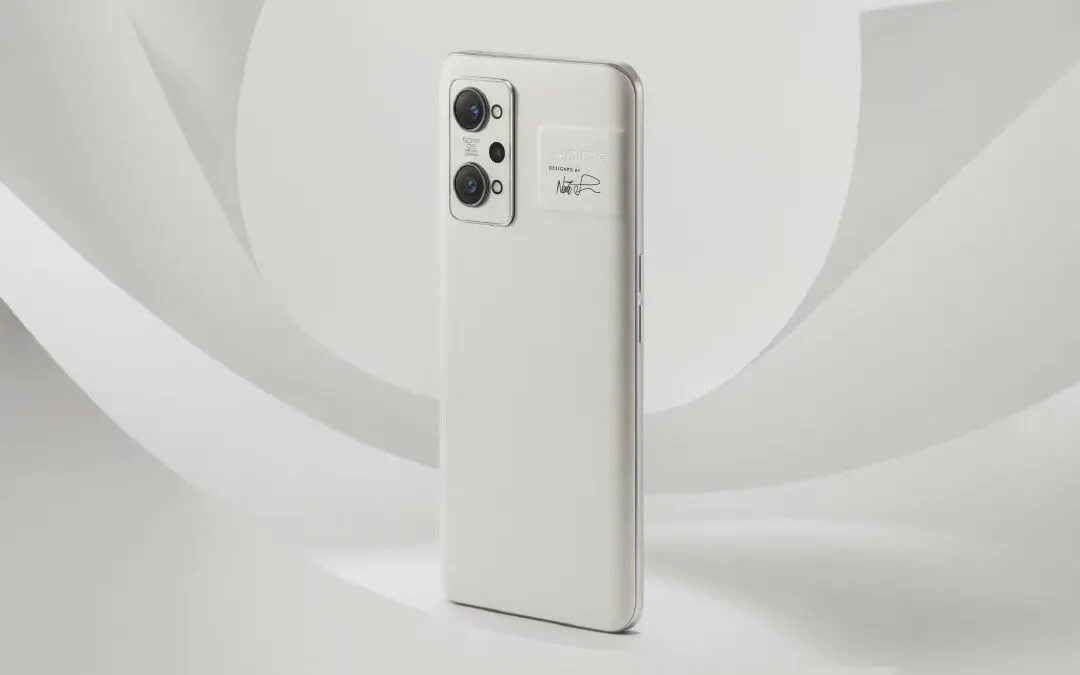 Смартфон Realme GT 2