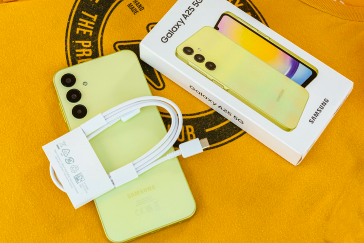 Смартфон Samsung Galaxy A25
