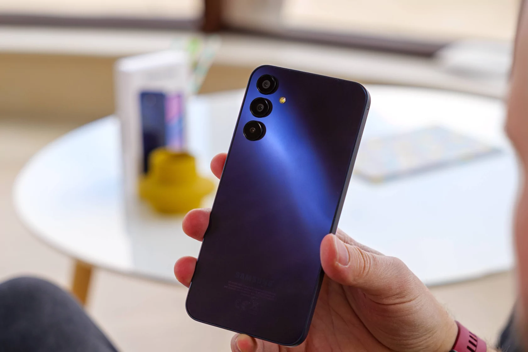 Смартфон Samsung Galaxy A15