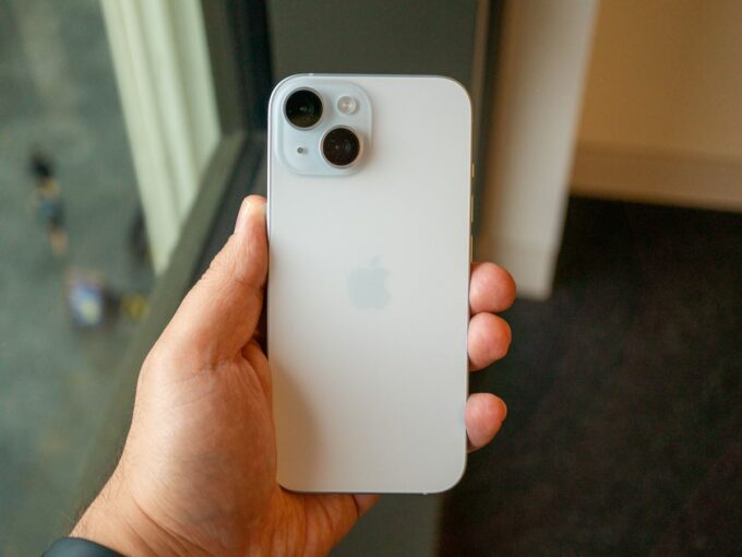 iPhone 15