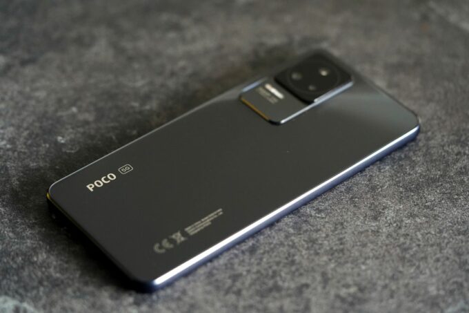 Xiaomi Poco F4