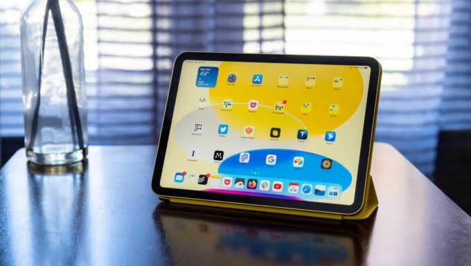 iPad (2022)