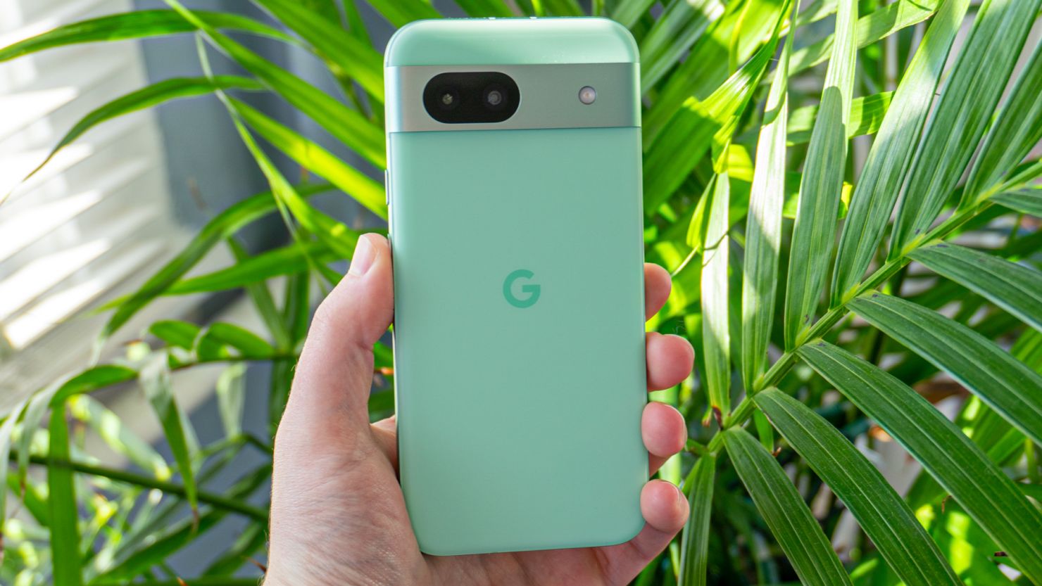 Google Pixel 8a уже продают в России, но его ни в коем случае нельзя брать.  И вот почему — Палач | Гаджеты, скидки и медиа