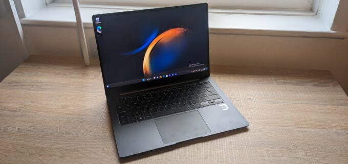 Samsung Galaxy Book4 Pro