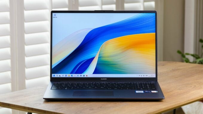 Huawei MateBook D16 (2024)