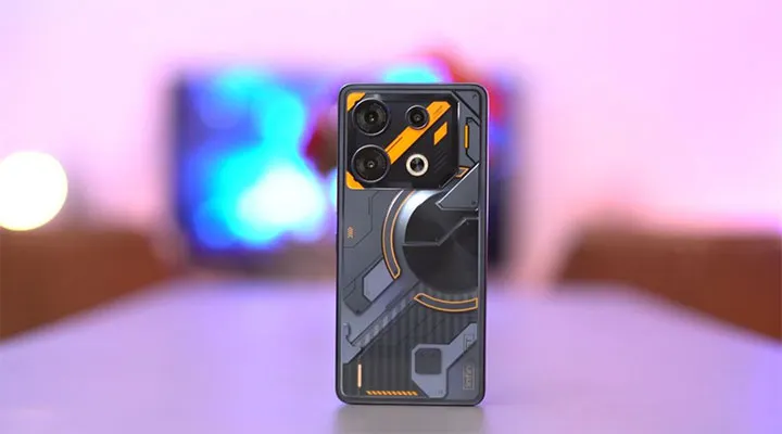 Недооцененный середняк Infinix отдают со скидкой. У него уникальный дизайн и мощное железо 