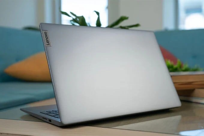 Lenovo IdeaPad Slim 3