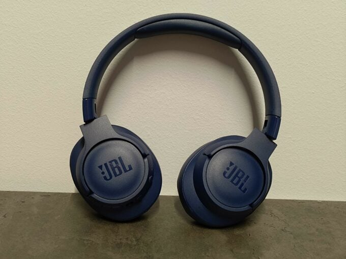 JBL Tune 770NC