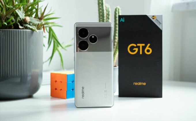 Realme GT6 