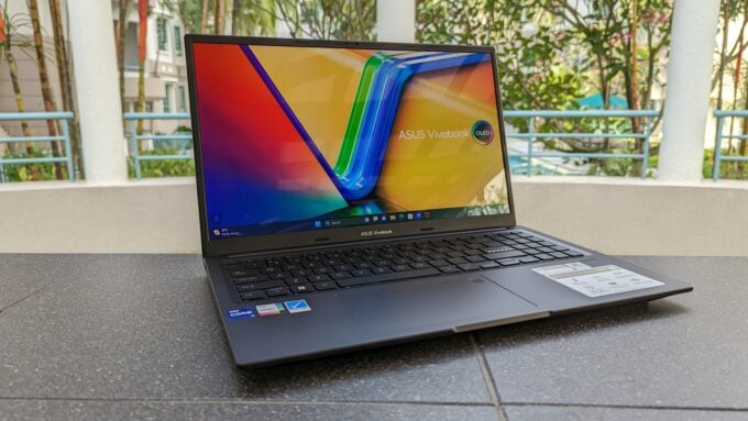 ASUS VivoBook 15X OLED