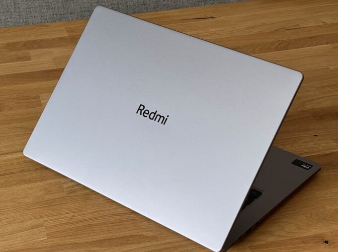 Xiaomi RedmiBook Pro 16 (2024)