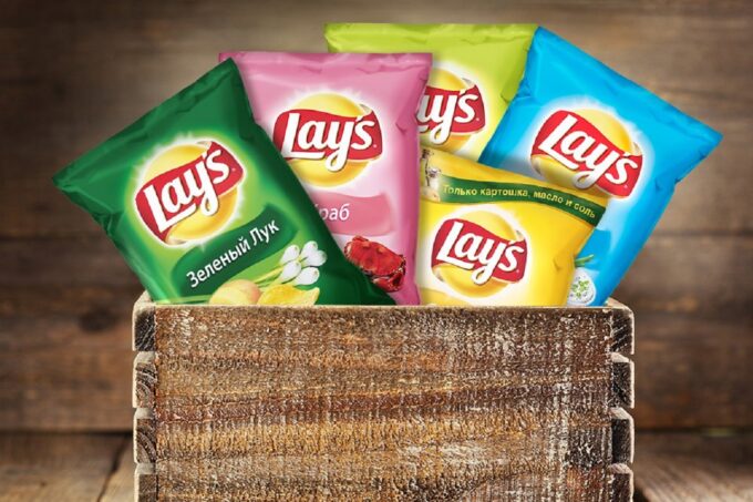 Чипсы Lay's с зеленым луком, крабом, сметаной и зеленью, грибами и солью