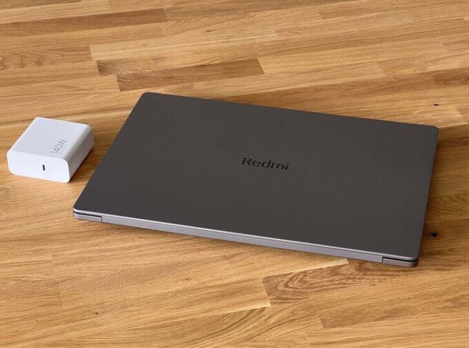 Xiaomi RedmiBook Pro (2024)