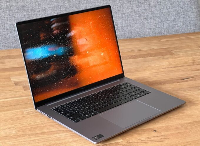 Xiaomi RedmiBook Pro 16 (2024)