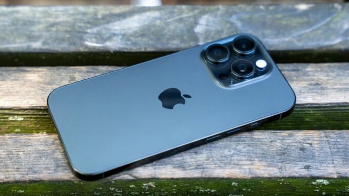 iPhone 16 Pro