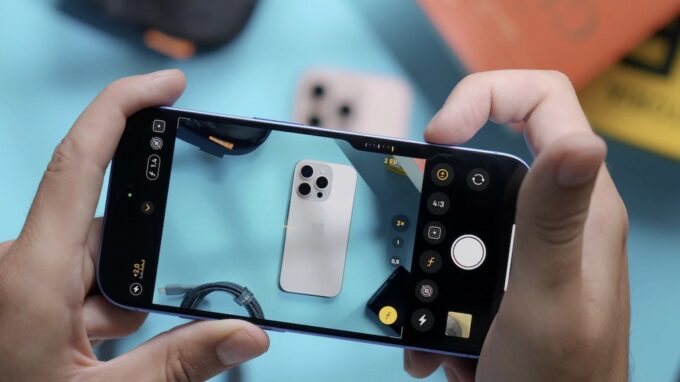 iPhone 16