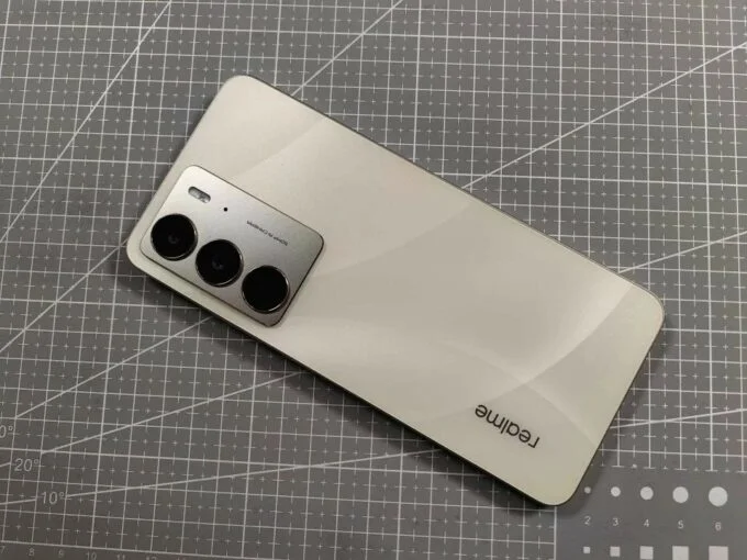 Realme C75