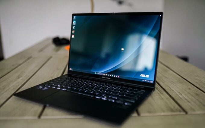 Asus ZenBook 14 (2025)