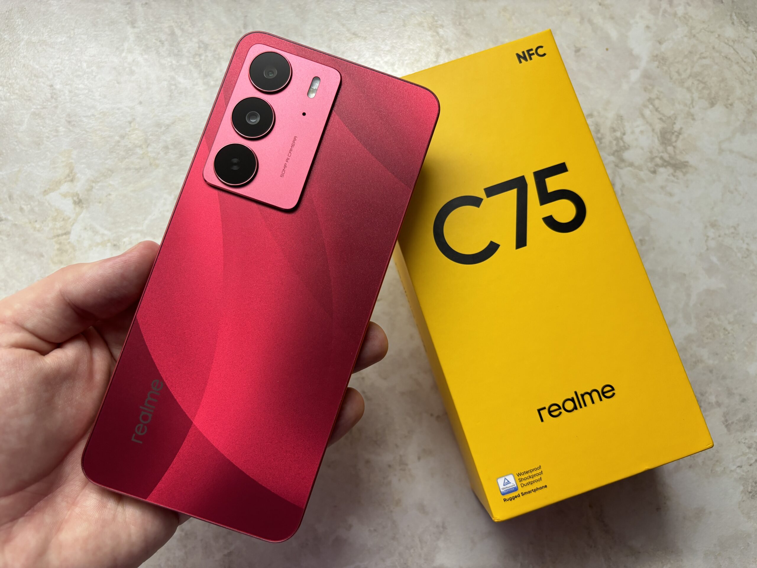 Смартфон Realme C75